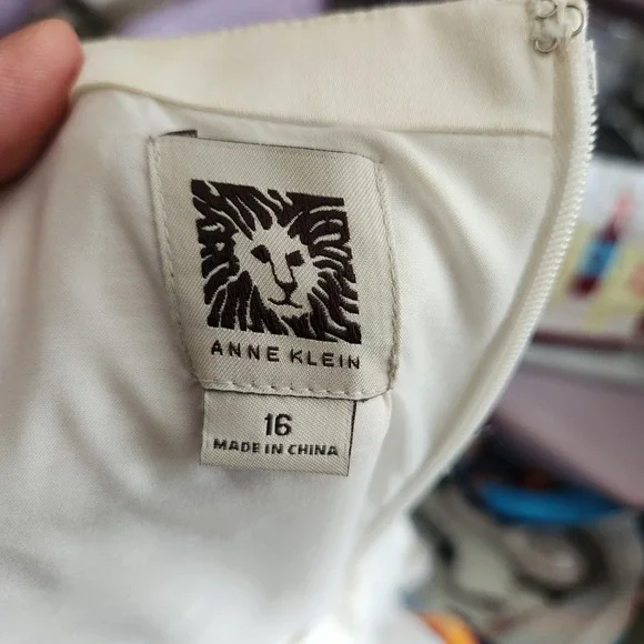 Anne Klein Women White Textured Swirl Sleeveless Fit and Flare Dress Size 16 - Picture 3 of 5